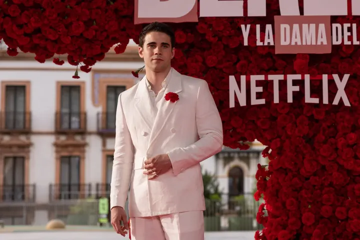 Berlin Season 2 Netflix Poster